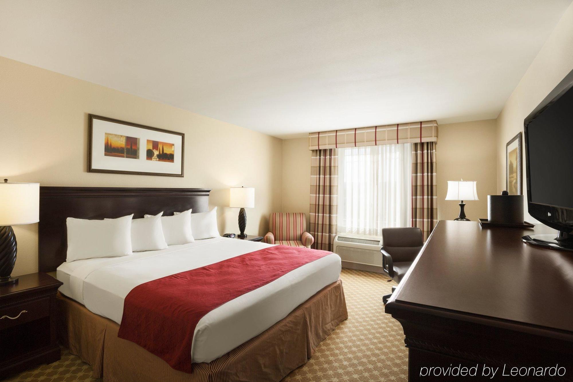 Holiday Inn & Suites - Barstow By Ihg Exterior photo